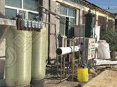 我工廠(chǎng)變遷急轉(zhuǎn)聚丙烯罐4個(gè) 軟化水設(shè)備一套